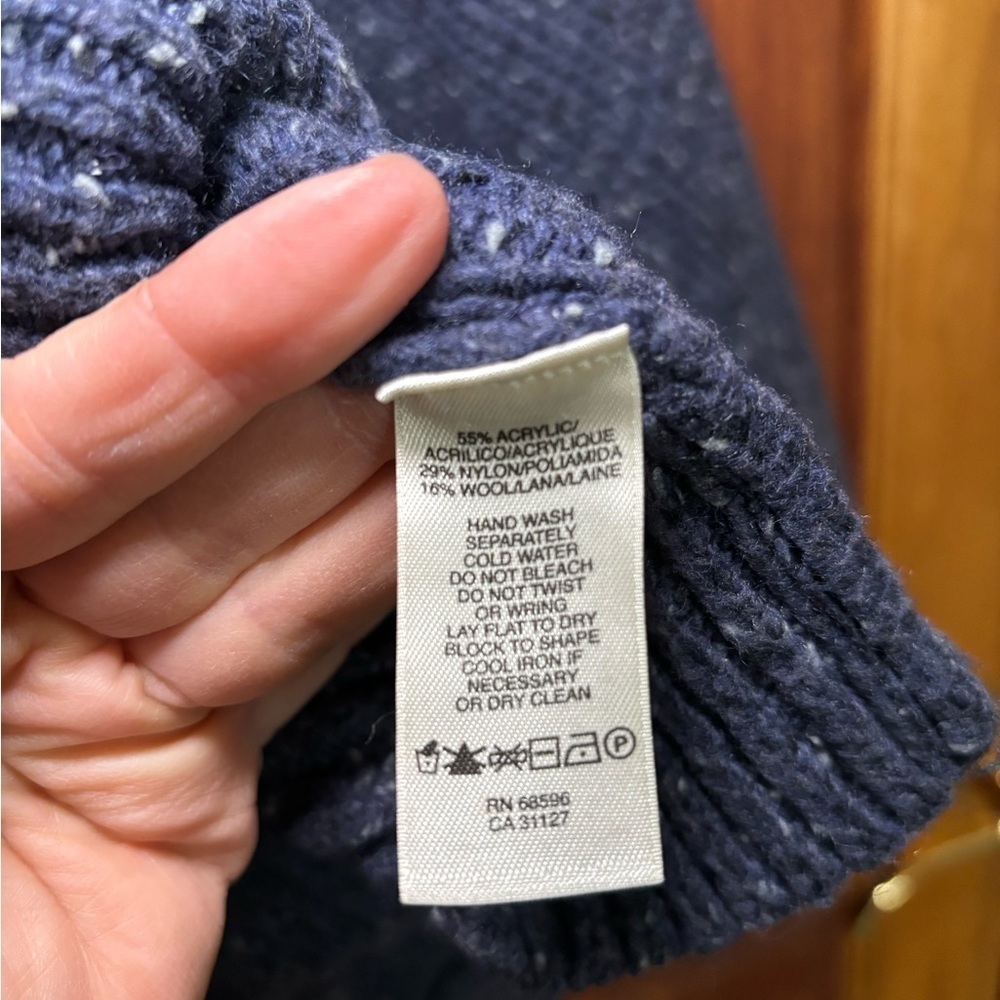 DKNY Blue Cropped Women’s Sweater - size small​ - Picture 4 of 4